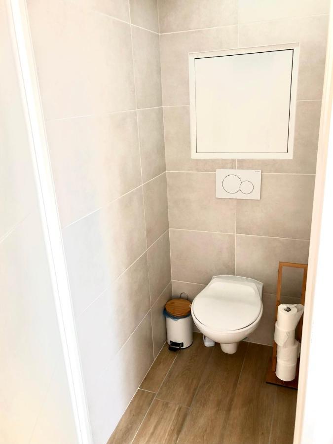 La Parenthese Balneo T2 Cosy De 40M² Avec Terrasse Lägenhet Ternay  Exteriör bild